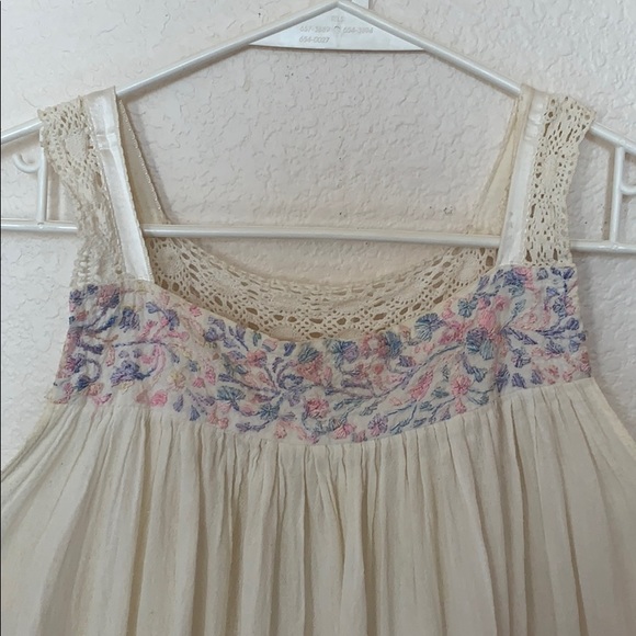 Handmade Emroidered Nighty with Lace - Picture 2 of 4